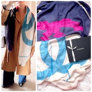 $800 CHANEL authentic XL shawl stole wrap scarf cashmere CC color-block + box